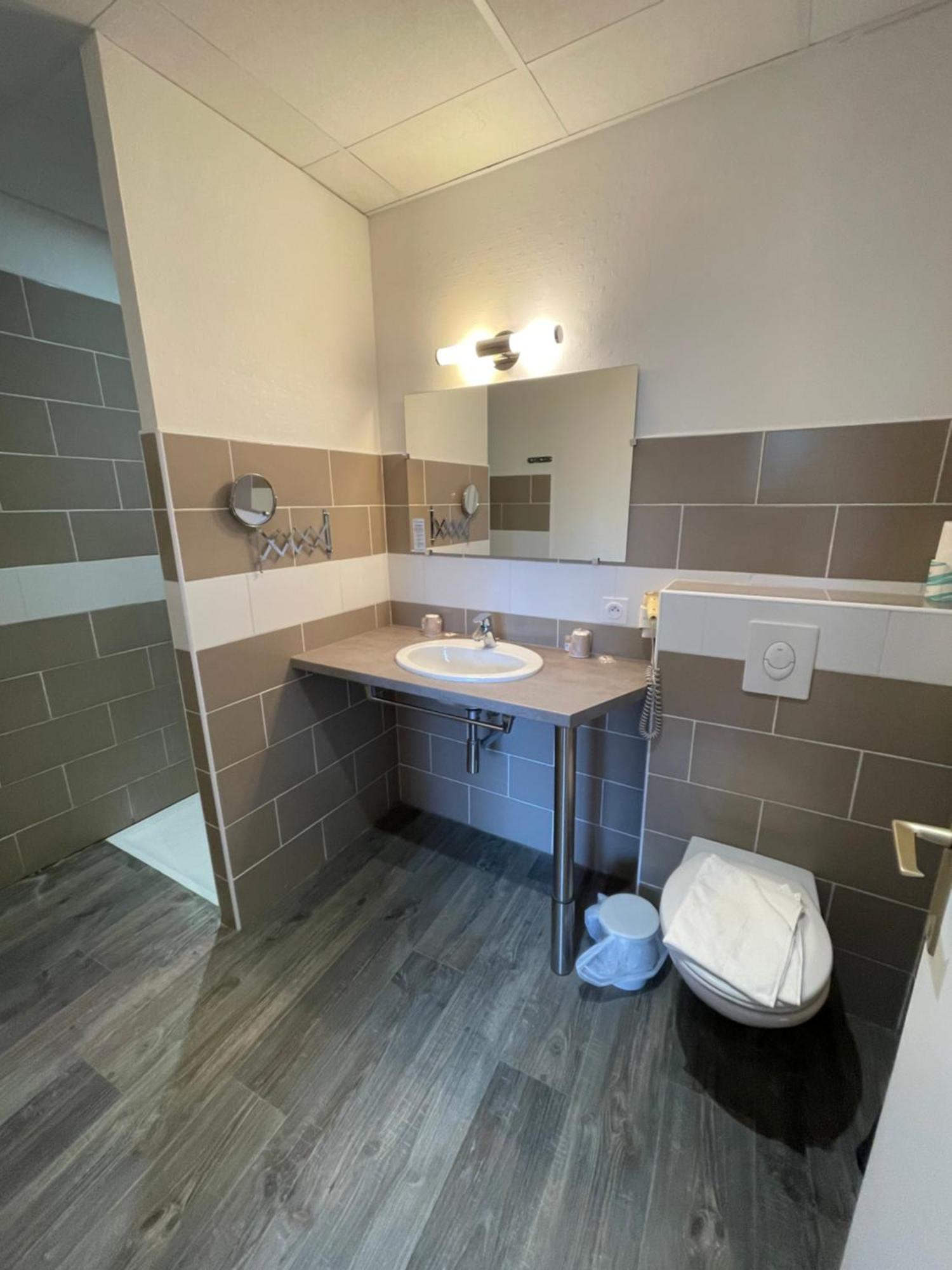 Hotel Le Relax Aurillac Zewnętrze zdjęcie