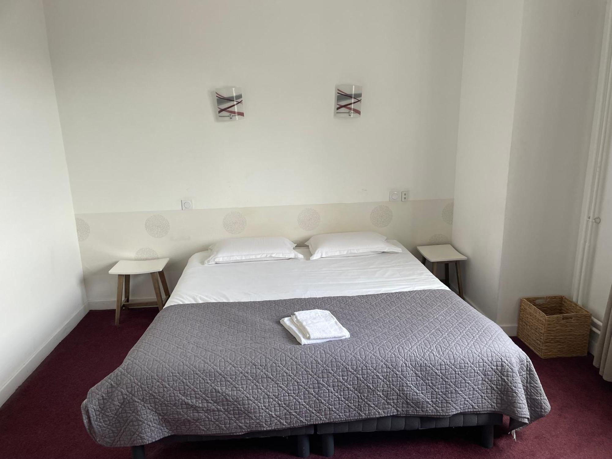Hotel Le Relax Aurillac Zewnętrze zdjęcie