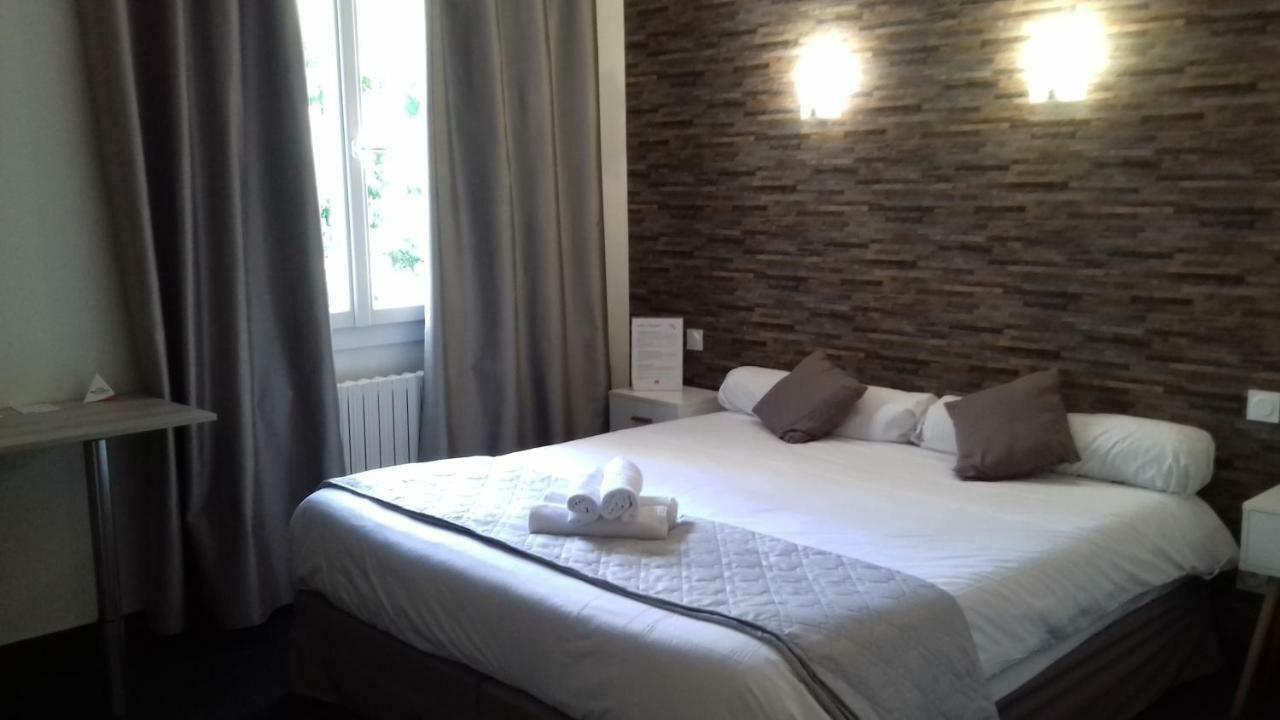 Hotel Le Relax Aurillac Zewnętrze zdjęcie